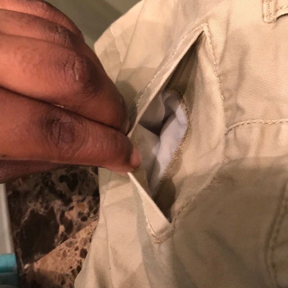 SHORTS - Picture 5 of 8